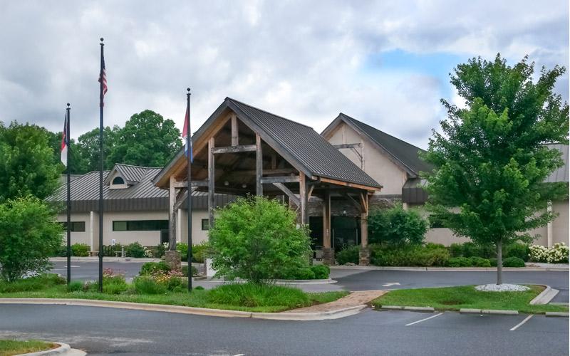 Front entrance to Macon County Public Library